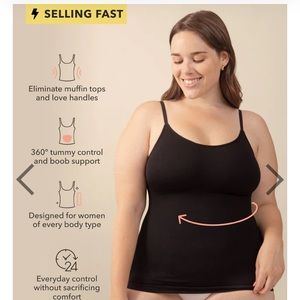 Shapermint Essentials All Day Every Day Scoop Neck Cami shape wear 
Black medium